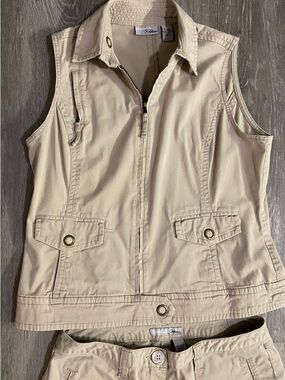 Chico's Matching Set - Beige Utility Zip Sleeveless Vest and Matching Pants